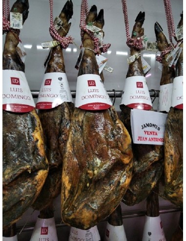 JAMÓN 7,3 a 7,9k CEBO IBERICO 50% R.IBERICA LUIS DOMINGO.